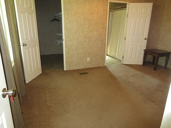 2nd image of 3825 Arlian Brannen Rd