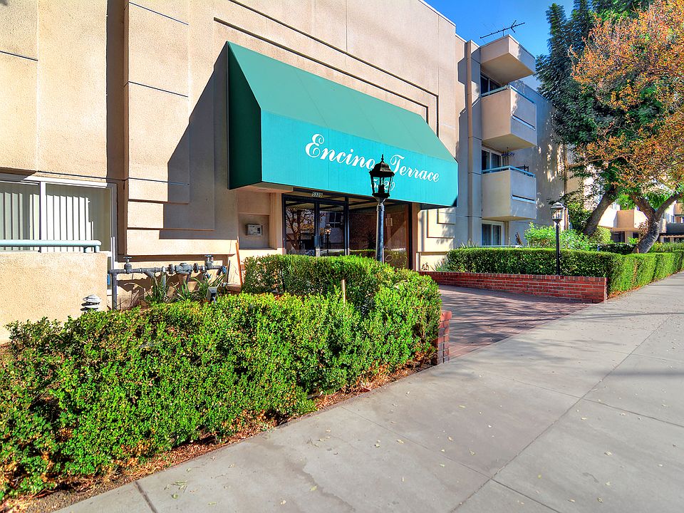 1st image of 5330 Zelzah Ave APT 15