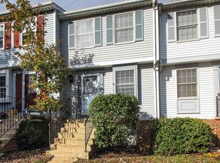 2812 New Providence Ct, Falls Church, VA 22042