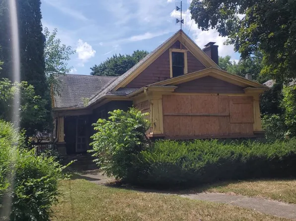 1307 Lake St, Elmira, NY 14901