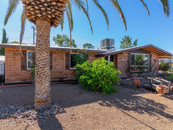 6952 E Princeton Dr, Tucson, AZ 85710