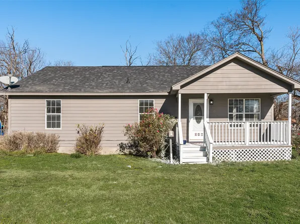 107 Laroe St, Terrell, TX 75160