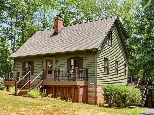 8 Shiloh Ct, Palmyra, VA 22963