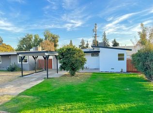 1207 W Lansing Way, Fresno, CA 93705