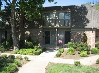 1826 E 97th St #1826, Kansas City, MO 64131