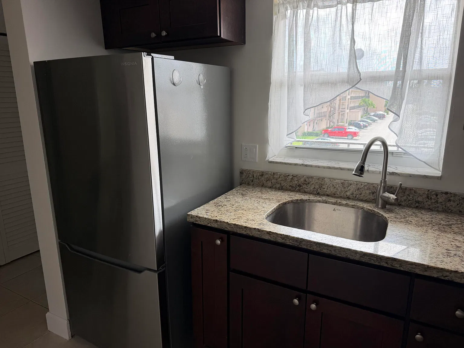 1 bed, 1.0 bath, 695 sqft, $1,400 — Photo 4