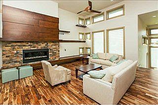 4th image of 15509 Plum Dr