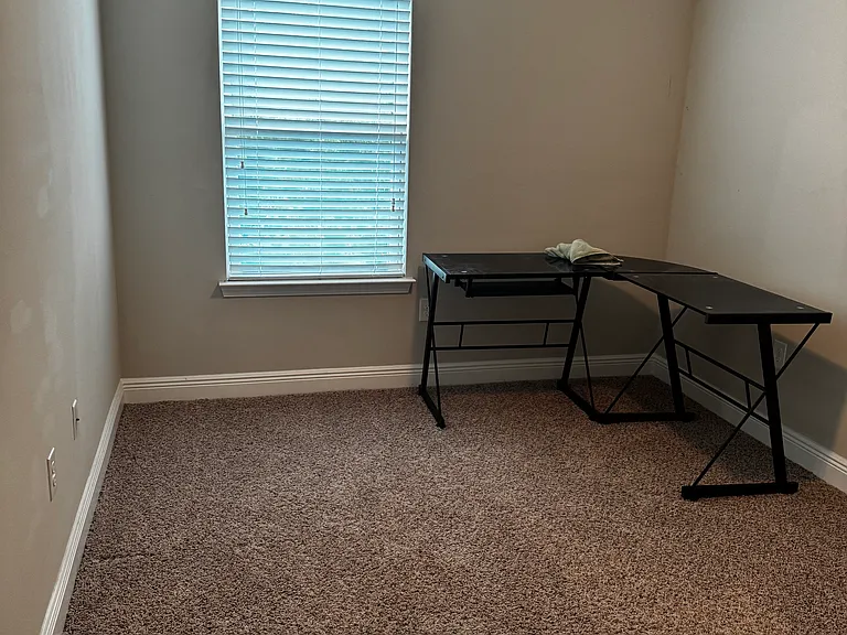 6017 Royal Port Ct — Photo 9