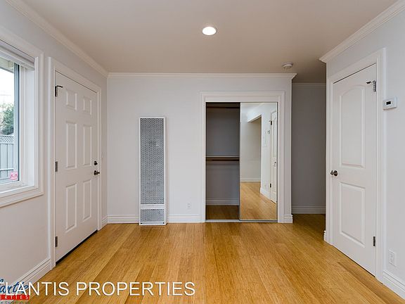 5th image of 315 Beemer Ave APT 02