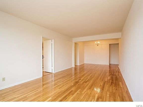 Here's your 12'x19' Living Room and 12'x8' Dining Room from the opposite end.