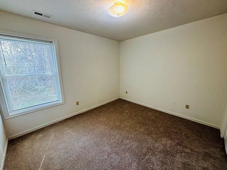 205 Freestone Dr NE — Photo 11