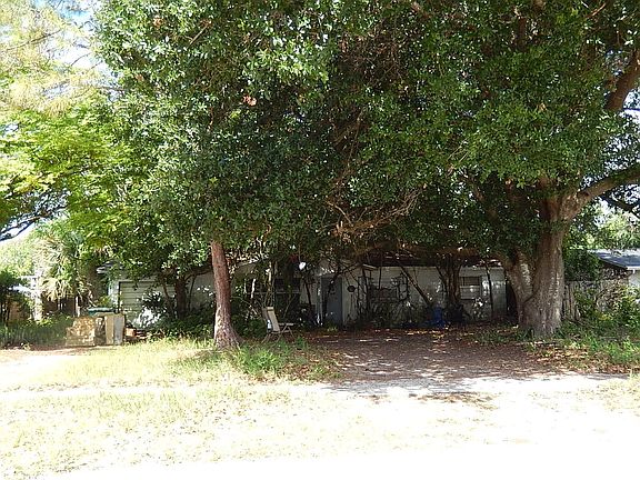 4th image of 112 Lake Gem Dr