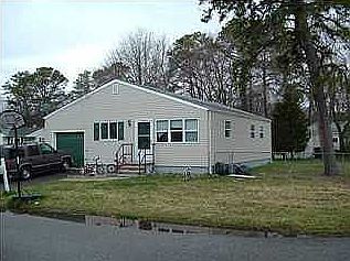 LOWEST PRICE 3 BEDROOM W/GARAGE IN TOMS RIVER