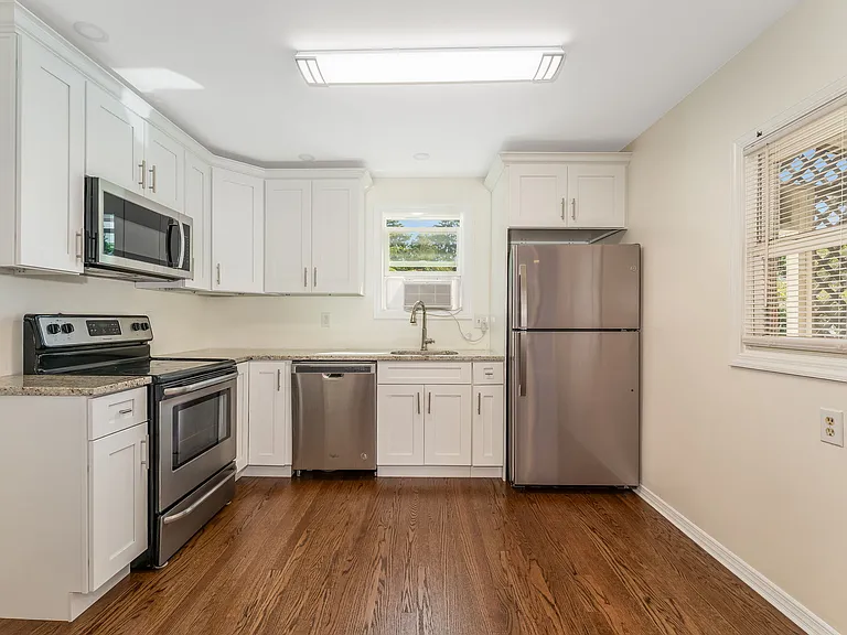 50 N Lincoln Ave #50 — Photo 5