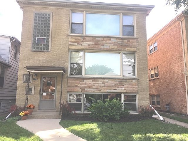 1st image of 2631 N 74th Ave APT 2R