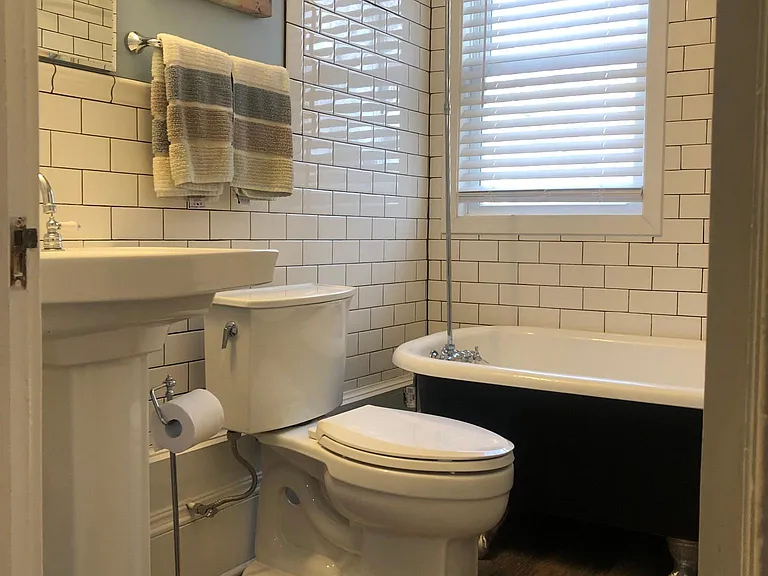 313 6th Ave NE #2 — Photo 37