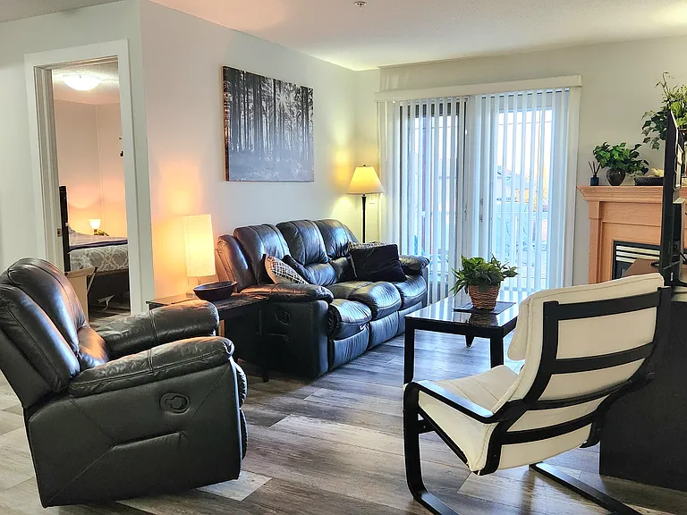 260 Duston St #214 — Photo 4