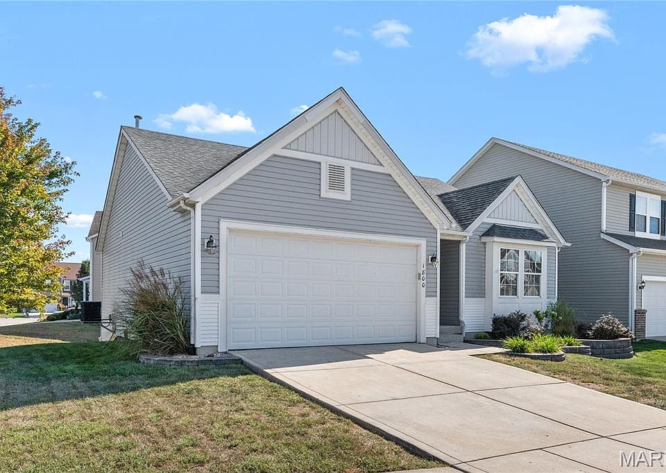 1st image of 1800 English Oak Dr