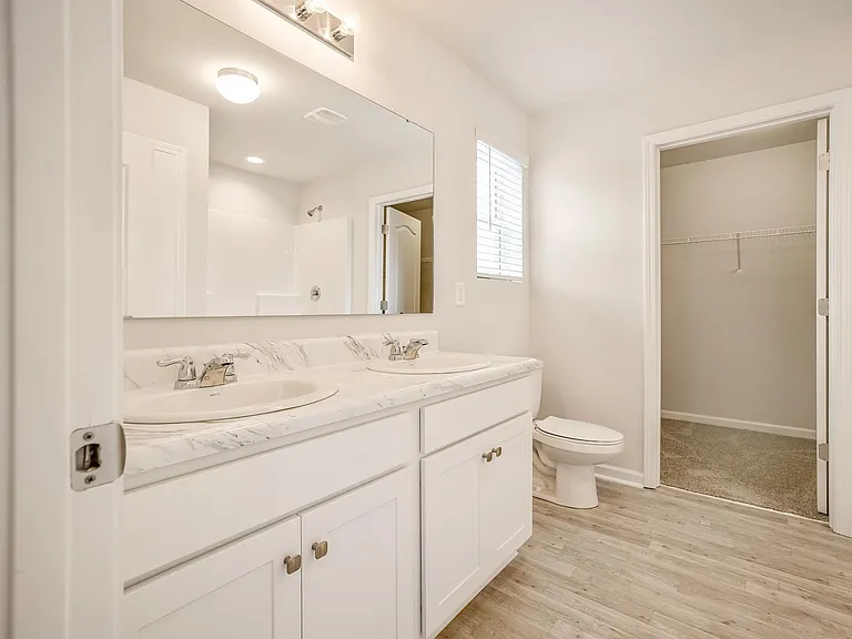 816 Conductor Ct — Photo 19
