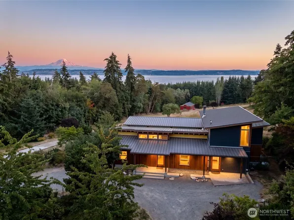 4409 SW Point Robinson Road, Vashon, WA 98070