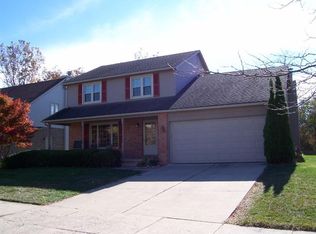 1452 Hidden Crk S, Saline, MI 48176