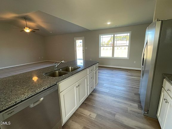 4th image of 29 Pate Landing Dr