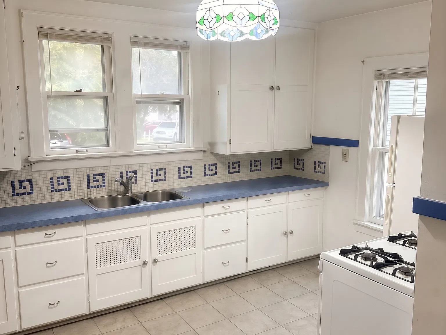 5 bed, 1632 sqft, $5,395 — Photo 4