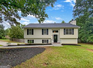 22 Connie Dr, Dallas, GA 30157