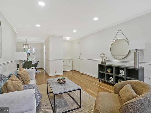 5th image of 4704 30th St S APT A1