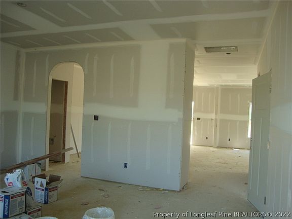 2nd image of 5224 Thruway #50
