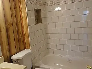 605 Whitcliff Ct — Photo 10