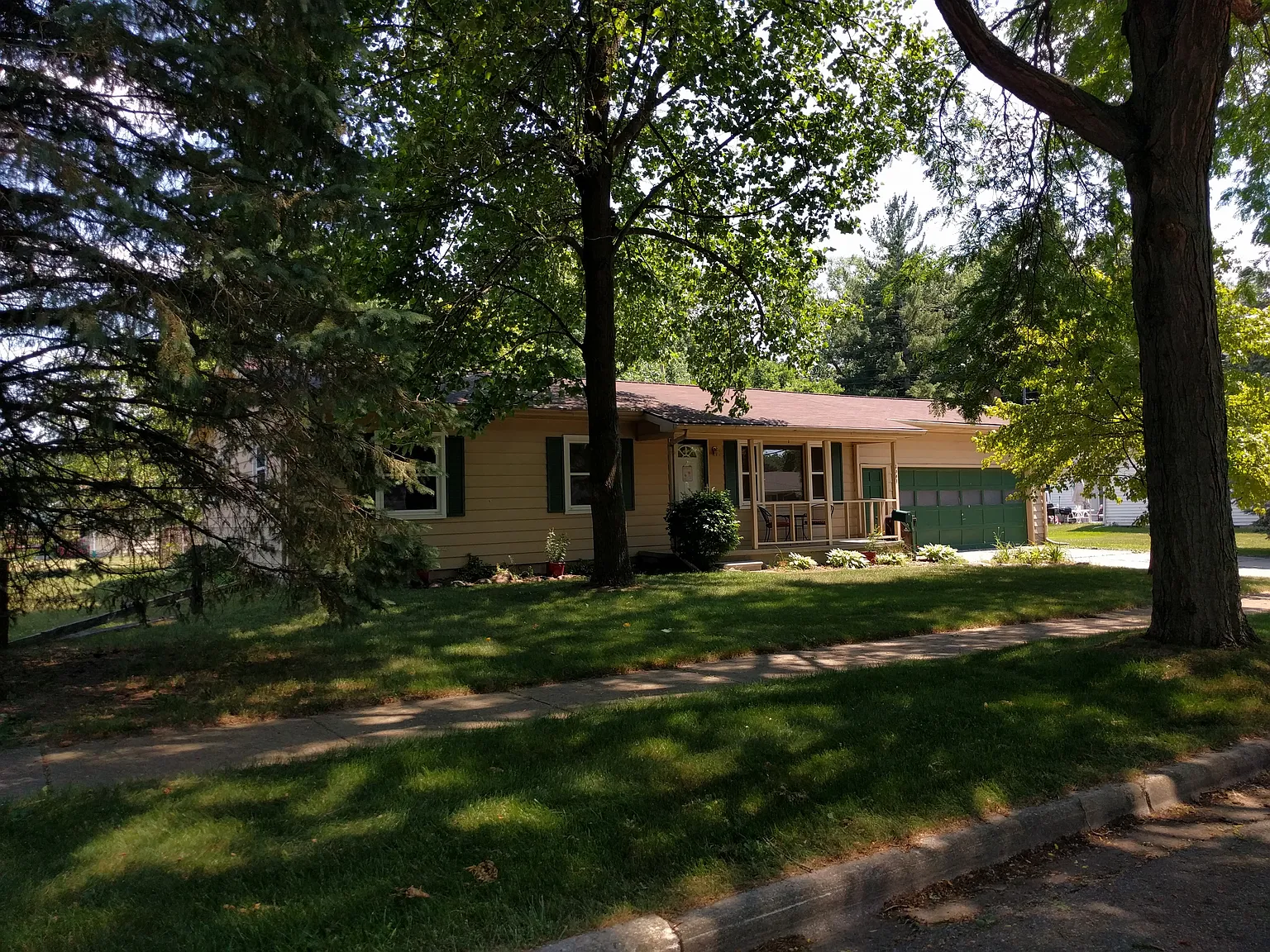 3901 Clayborn Rd photo 1
