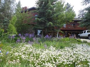 5313 Chaumont Dr, Wrightwood, CA 92397