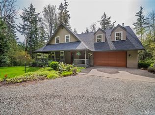 678 Aalmo Rd, Camano Island, WA 98282