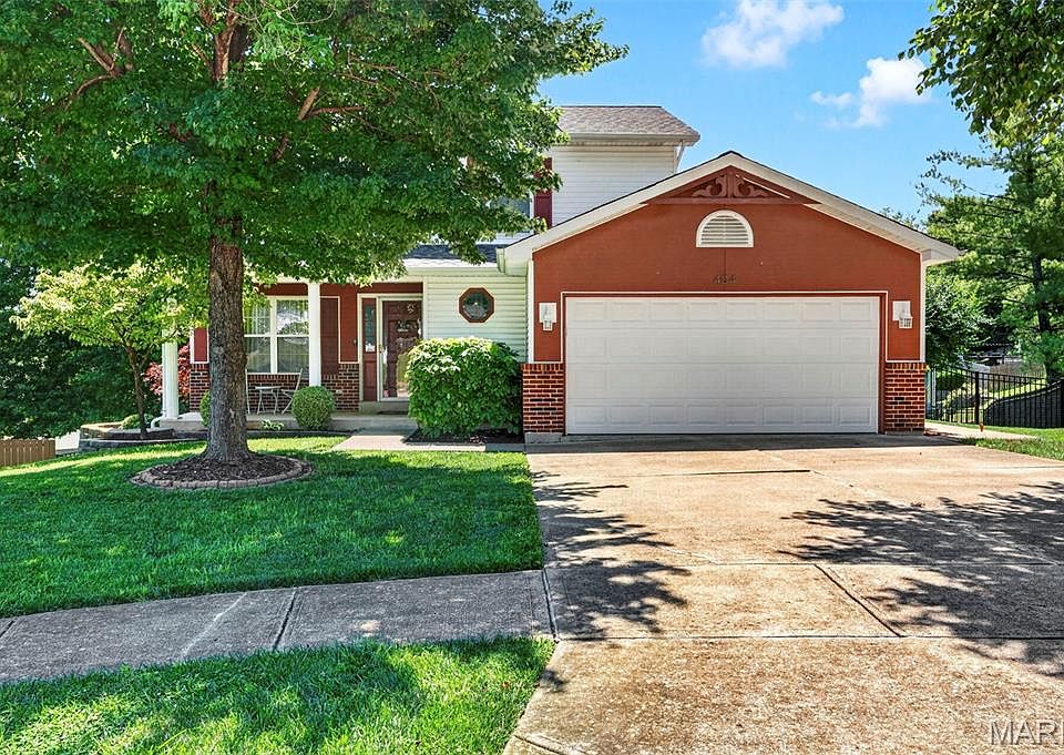1st image of 404 Silver Maple Ct