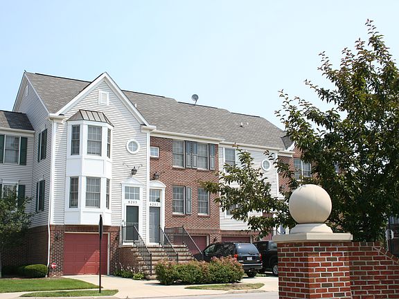4th image of 1923 E. 86th Street