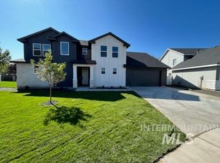 670 S Spoonbill Ave, Meridian, ID 83642