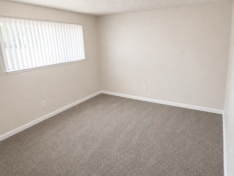 Mountain Vista Apartments — Photo 28