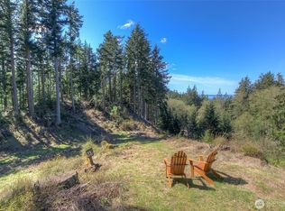23 Tsuga Ln, Olga, WA