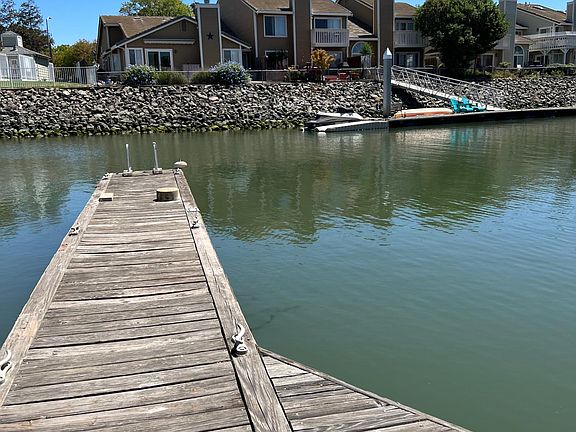 2nd image of 306 Heron Dr