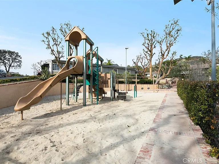 16 N La Senda Dr — Photo 17