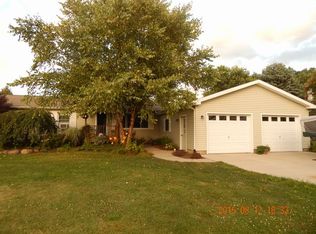 11 Villa Dr, Westfield, NY