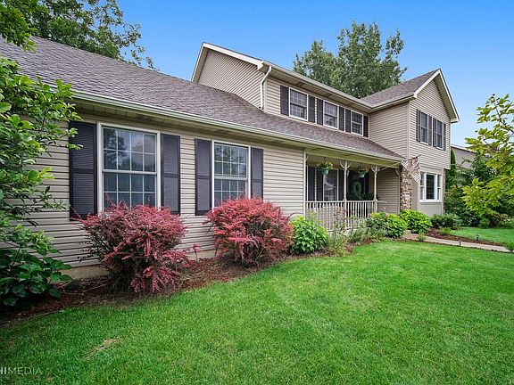 2nd image of 2832 Howard Castle Dr