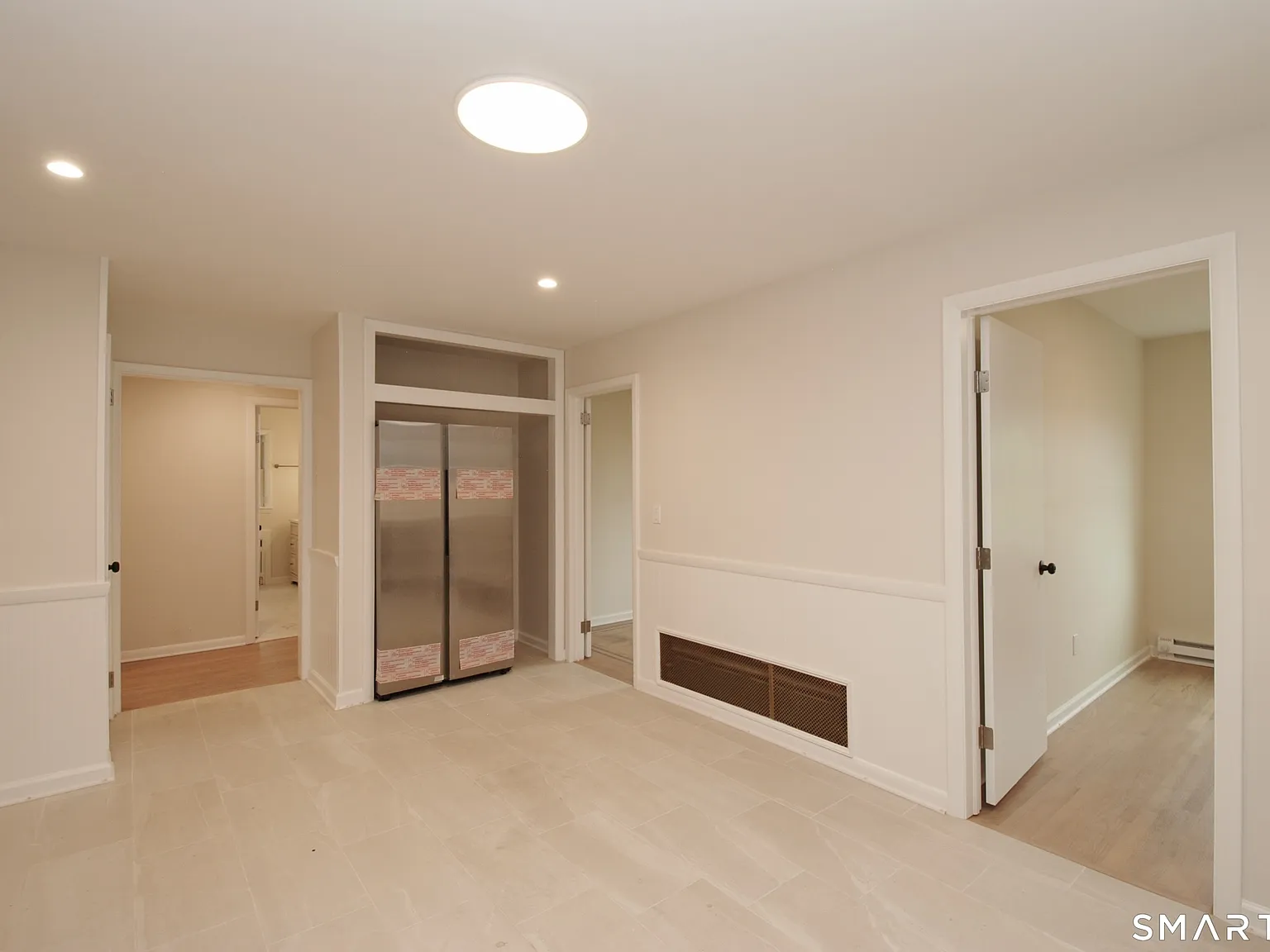 3 bed, 2.0 bath, 1480 sqft, $3,950 — Photo 4