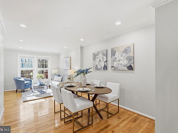 5th image of 1472 Park Garden Ln