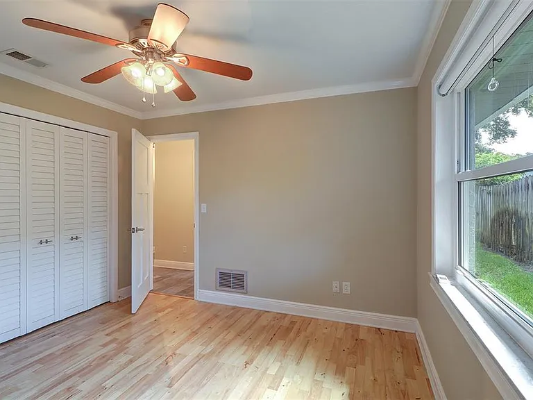 2958 Meadow Wood Dr — Photo 25