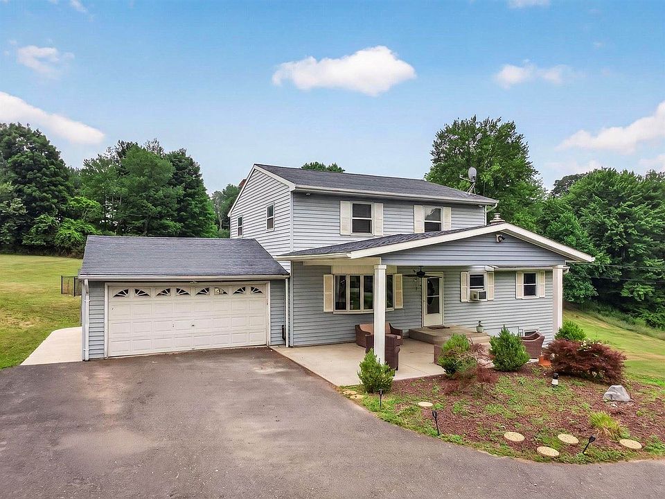 1st image of 910 McFadden Rd