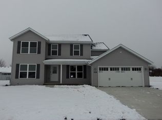 304 Arrowhead Dr, Minooka, IL 60447