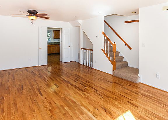 5th image of 8660 Fountain Valley Dr