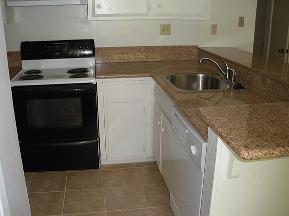 5th image of 3161 Occidental Dr APT 1